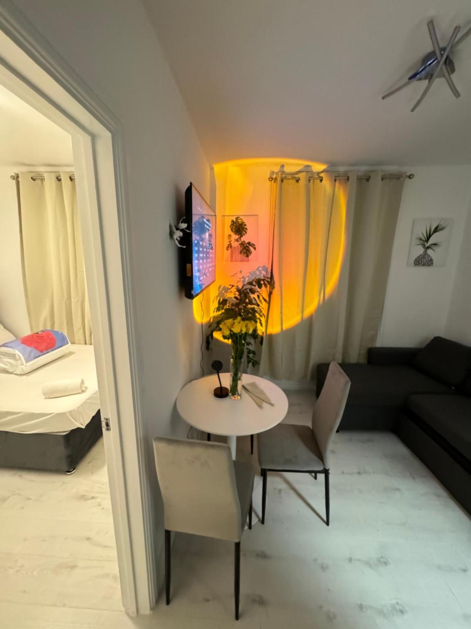 One Bedroom Flat 2nd Floor Victoria Appartement