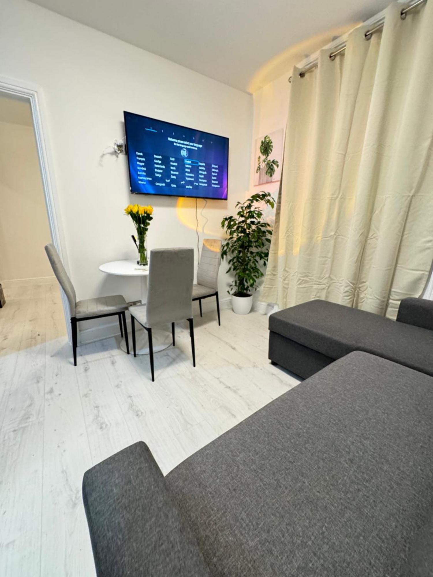 One Bedroom Flat 2nd Floor Victoria Appartement Londen